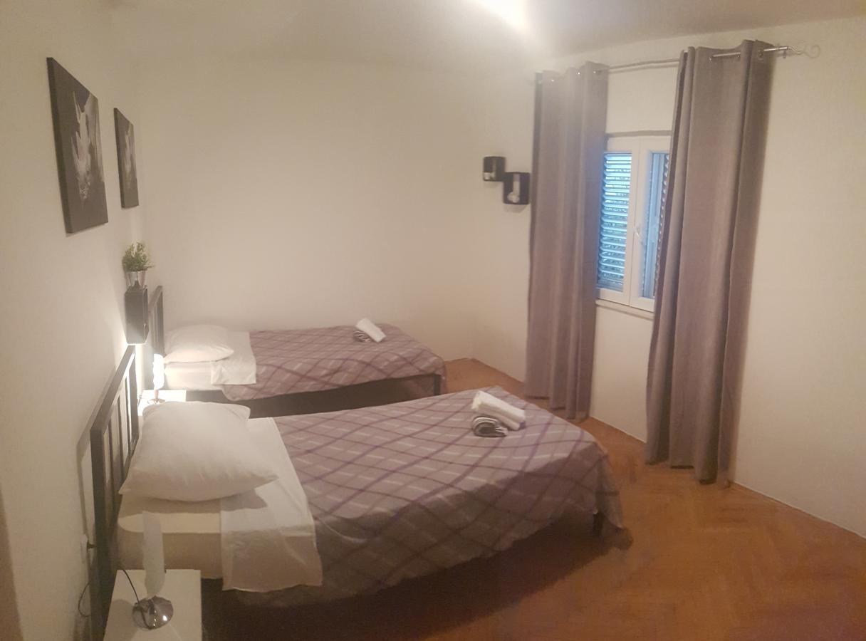 Apartman 4 Kilometar To City Centar Split Exterior foto